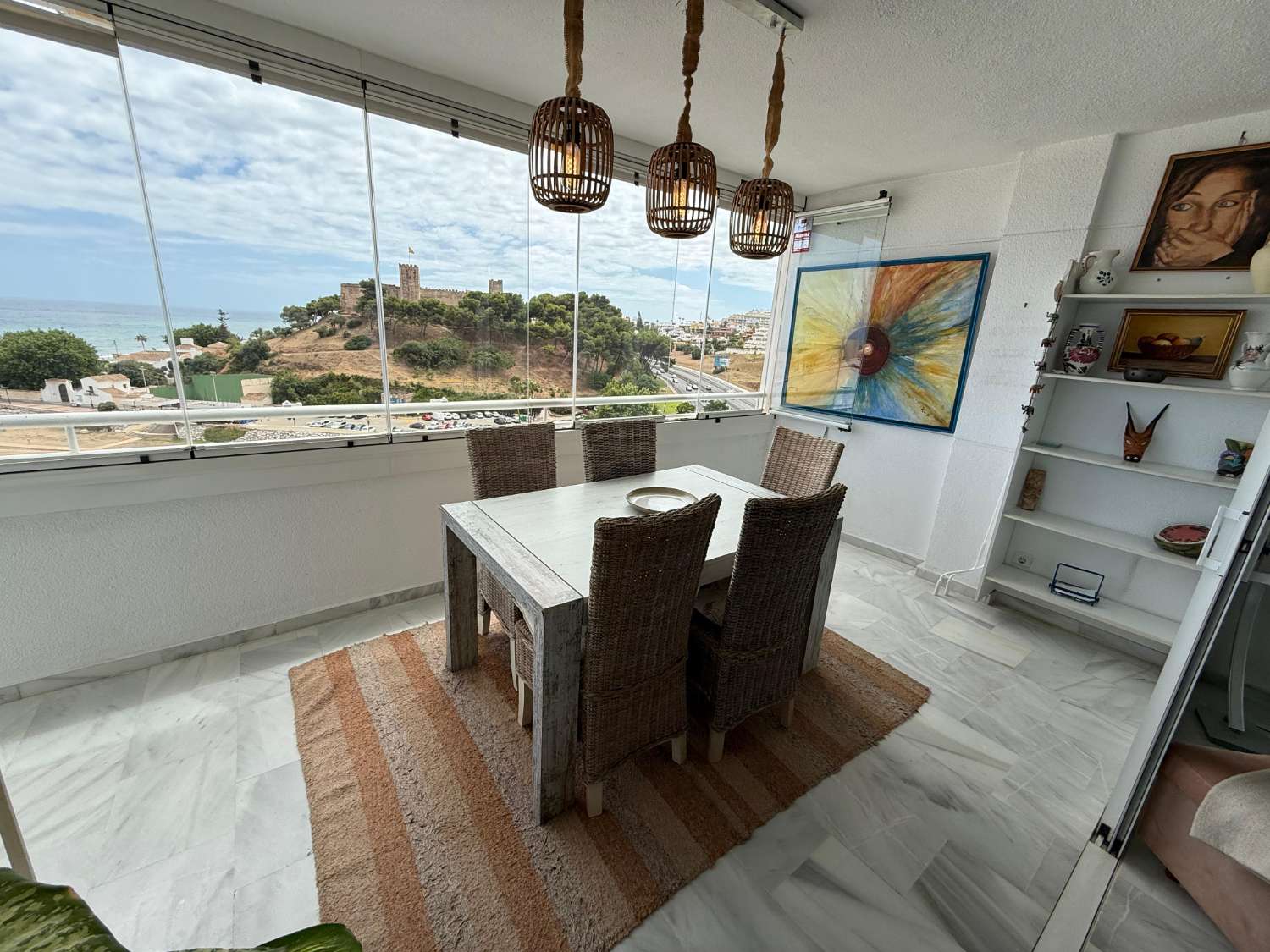 Apartment for Rent with Sea View