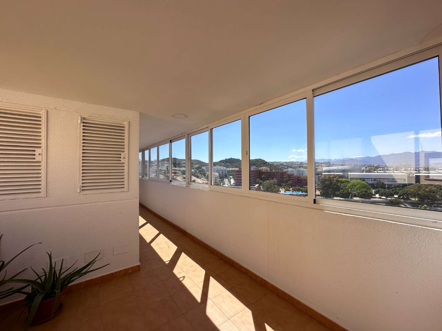 Apartment for Rent with Sea View
