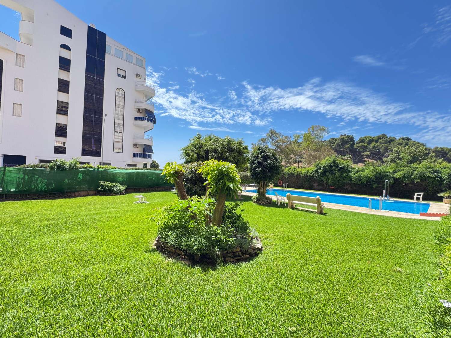 Apartment for Rent with Sea View