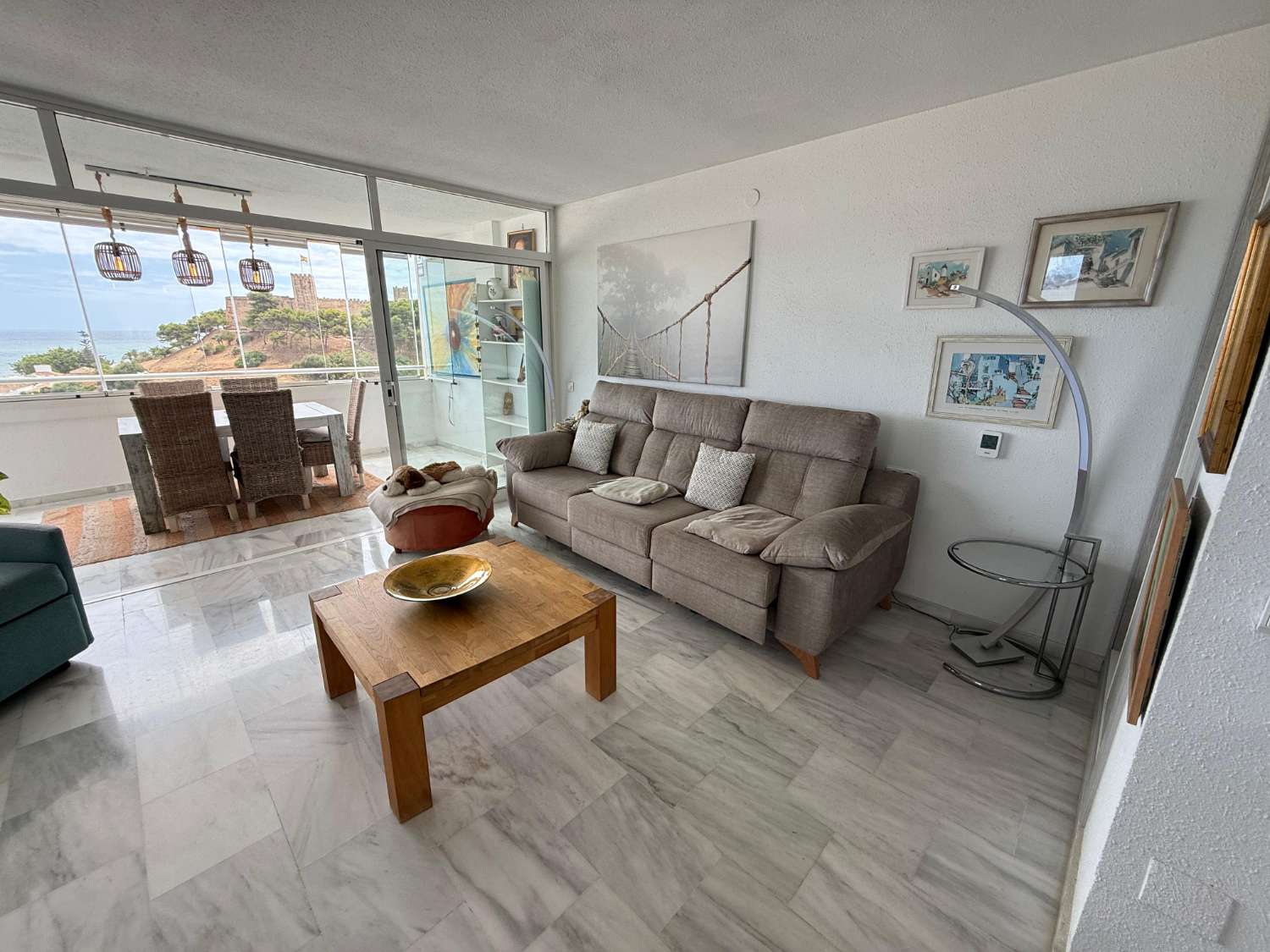 Apartment for Rent with Sea View