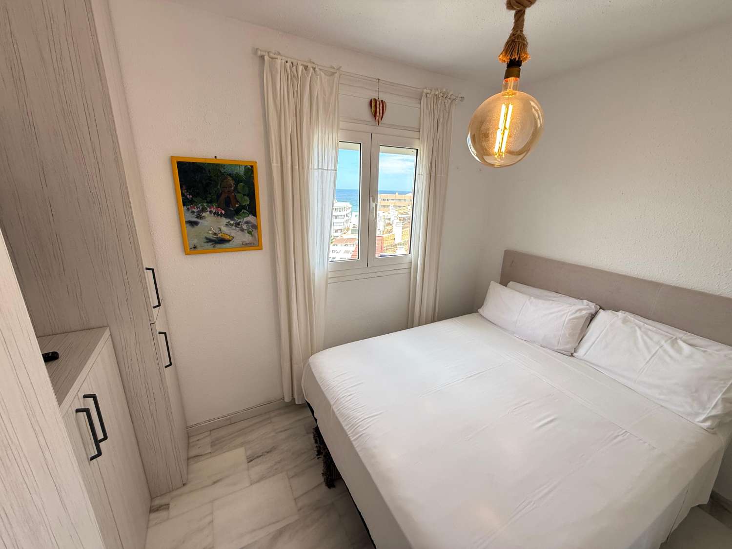 Apartment for Rent with Sea View