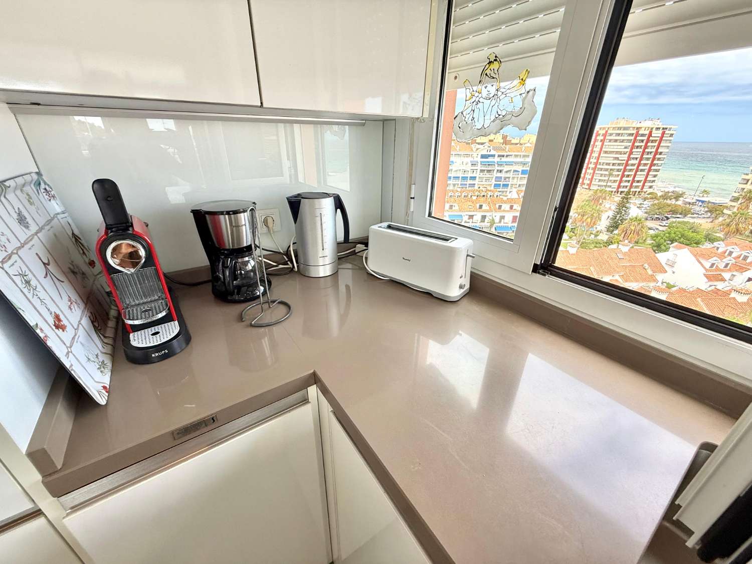 Apartment for Rent with Sea View