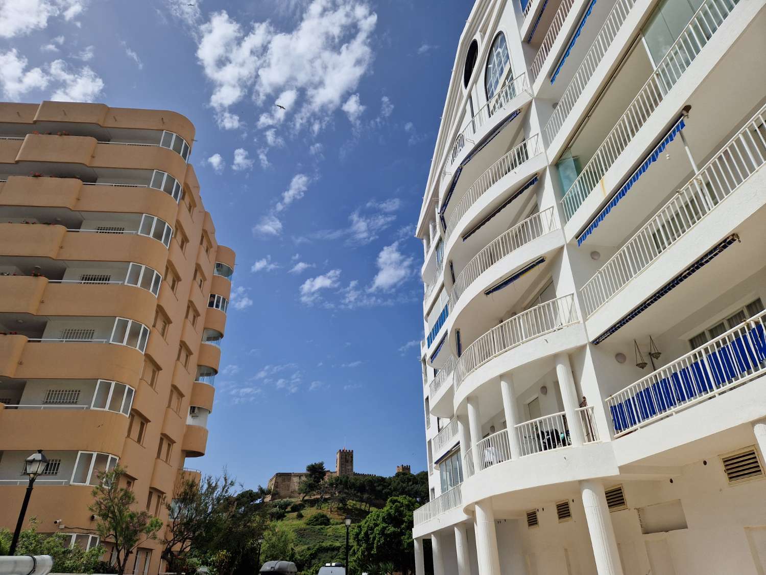 مسطحة للبيع في Zona Sohail (Fuengirola)