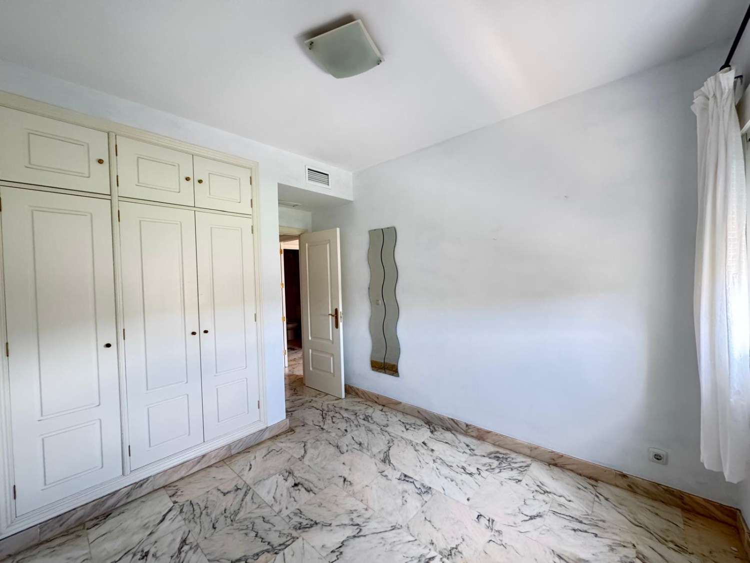 Amplio Apartamento de Alquiler de Larga Temporada