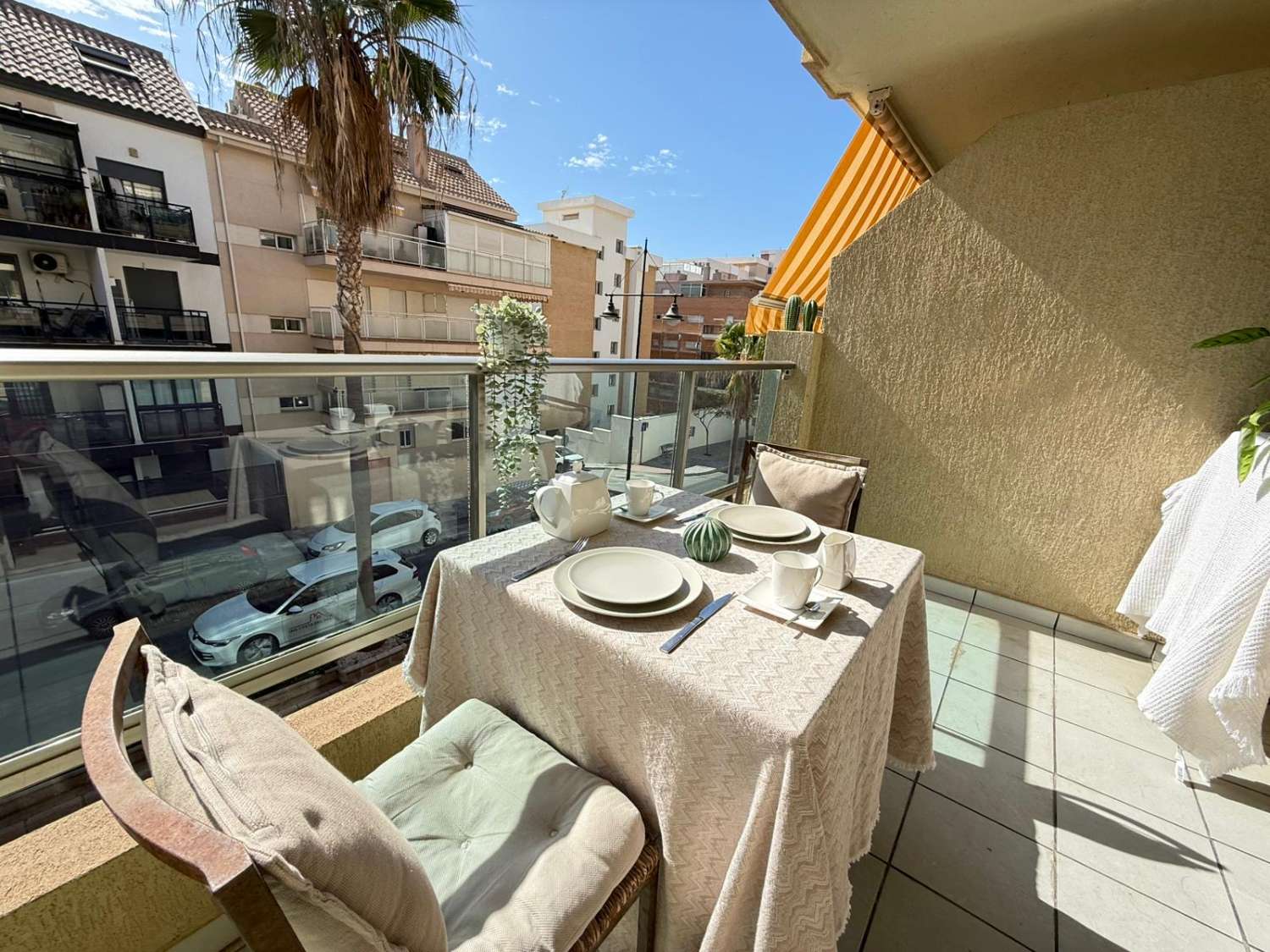 Apartamento con garaje en segunda línea de playa en Fuengirola