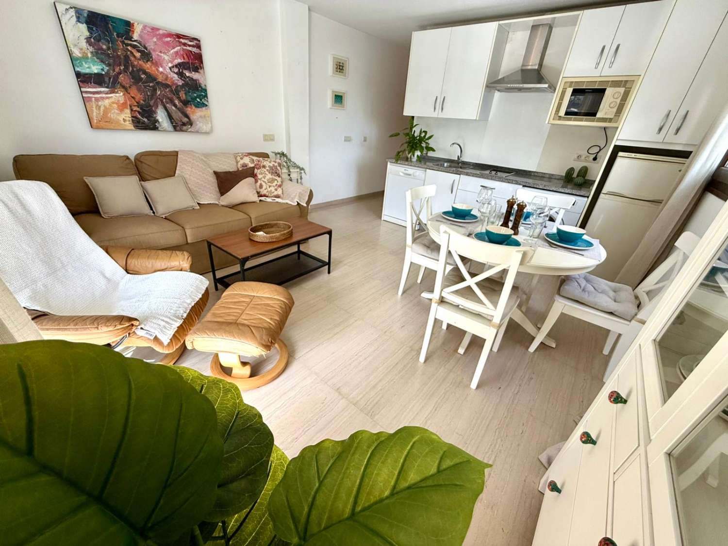 Apartamento con garaje en segunda línea de playa en Fuengirola