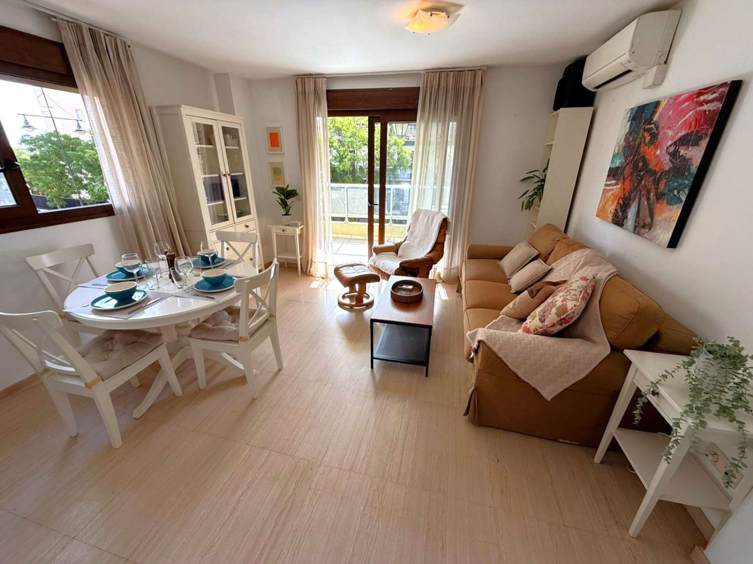 Apartamento con garaje en segunda línea de playa en Fuengirola