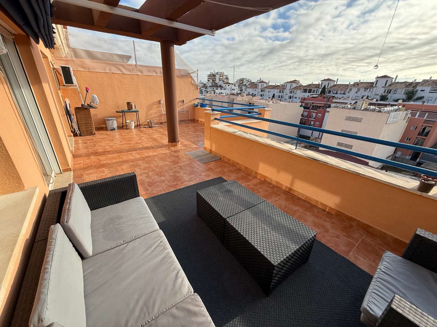 1 Bedroom Penthouse with Large Sunny Terrace & Parking in Las Lagunas