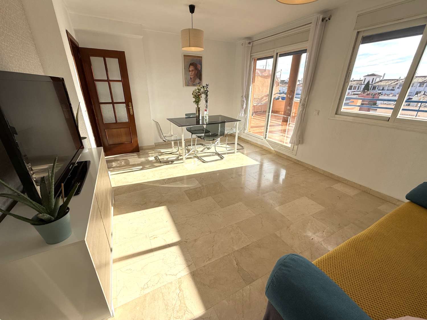 1 Bedroom Penthouse with Large Sunny Terrace & Parking in Las Lagunas
