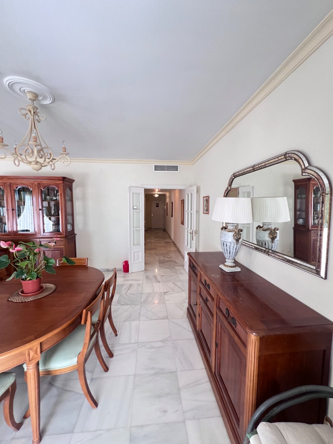 Descubre tu PARAÍSO en la Playa: Apartamento de 2 Dormitorio en Fuengirola