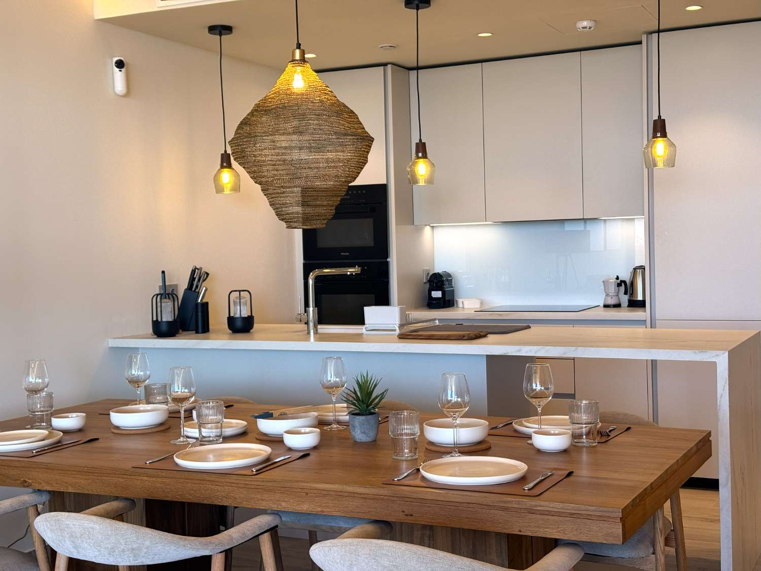 2-bedroom rental in the exclusive Higuerón residential area