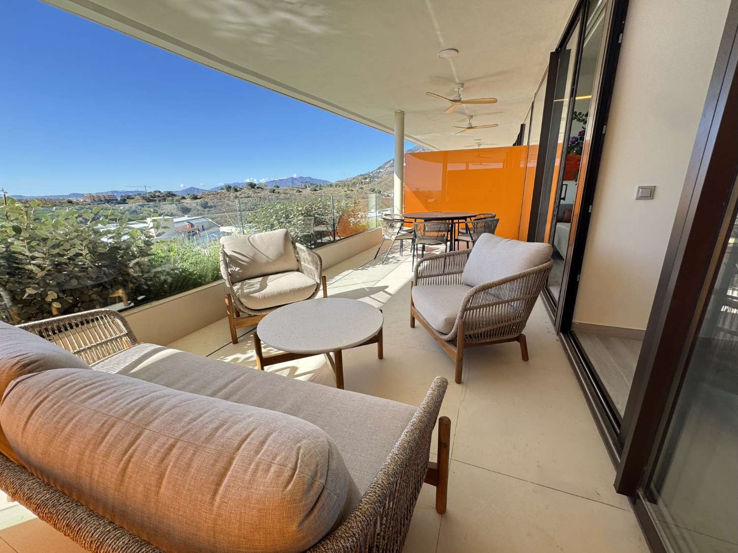 2-bedroom rental in the exclusive Higuerón residential area