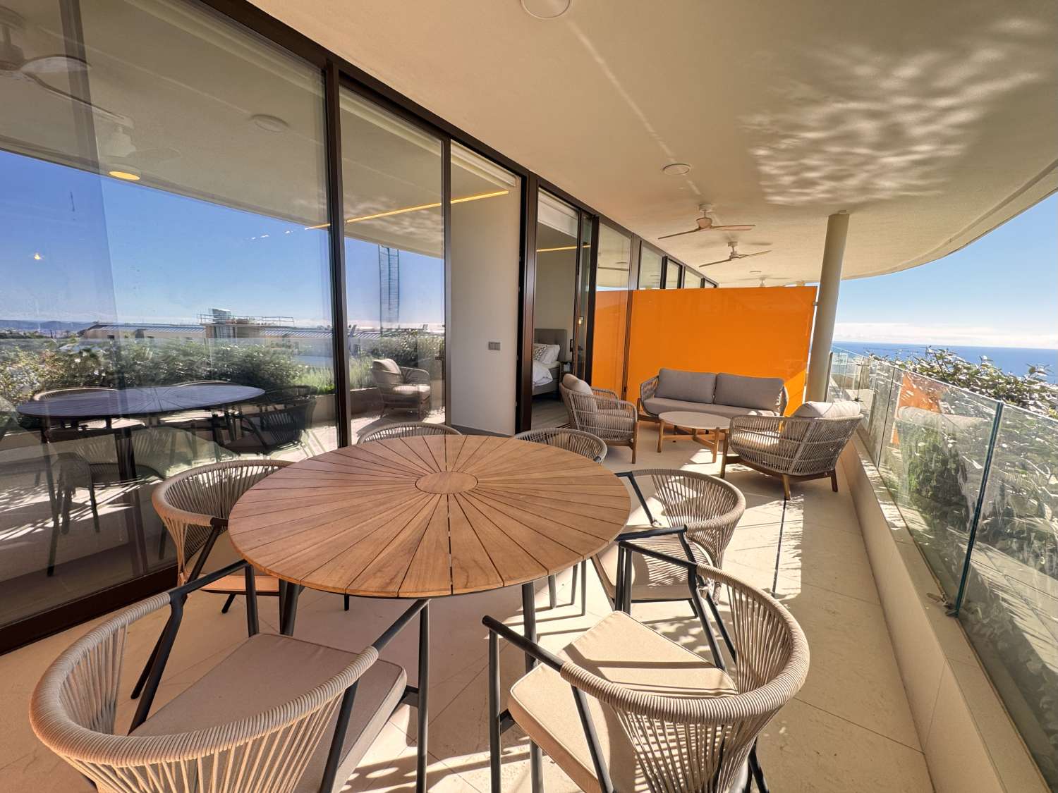 2-bedroom rental in the exclusive Higuerón residential area