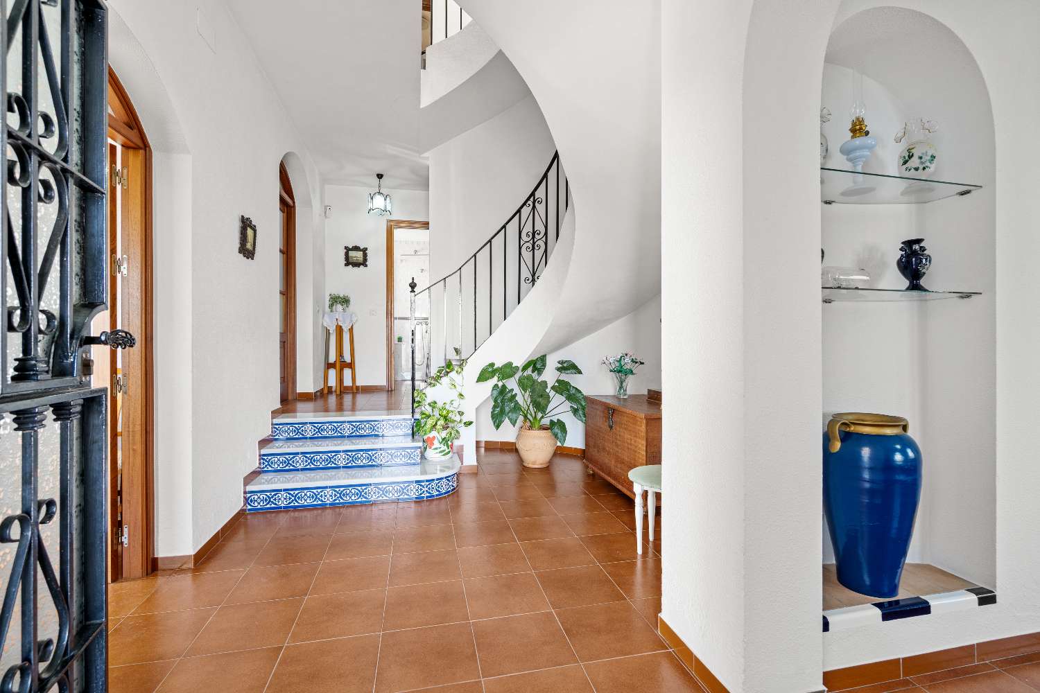 Andalusialaistyylinen itsenäinen huvila Arroyo de la Mielissä