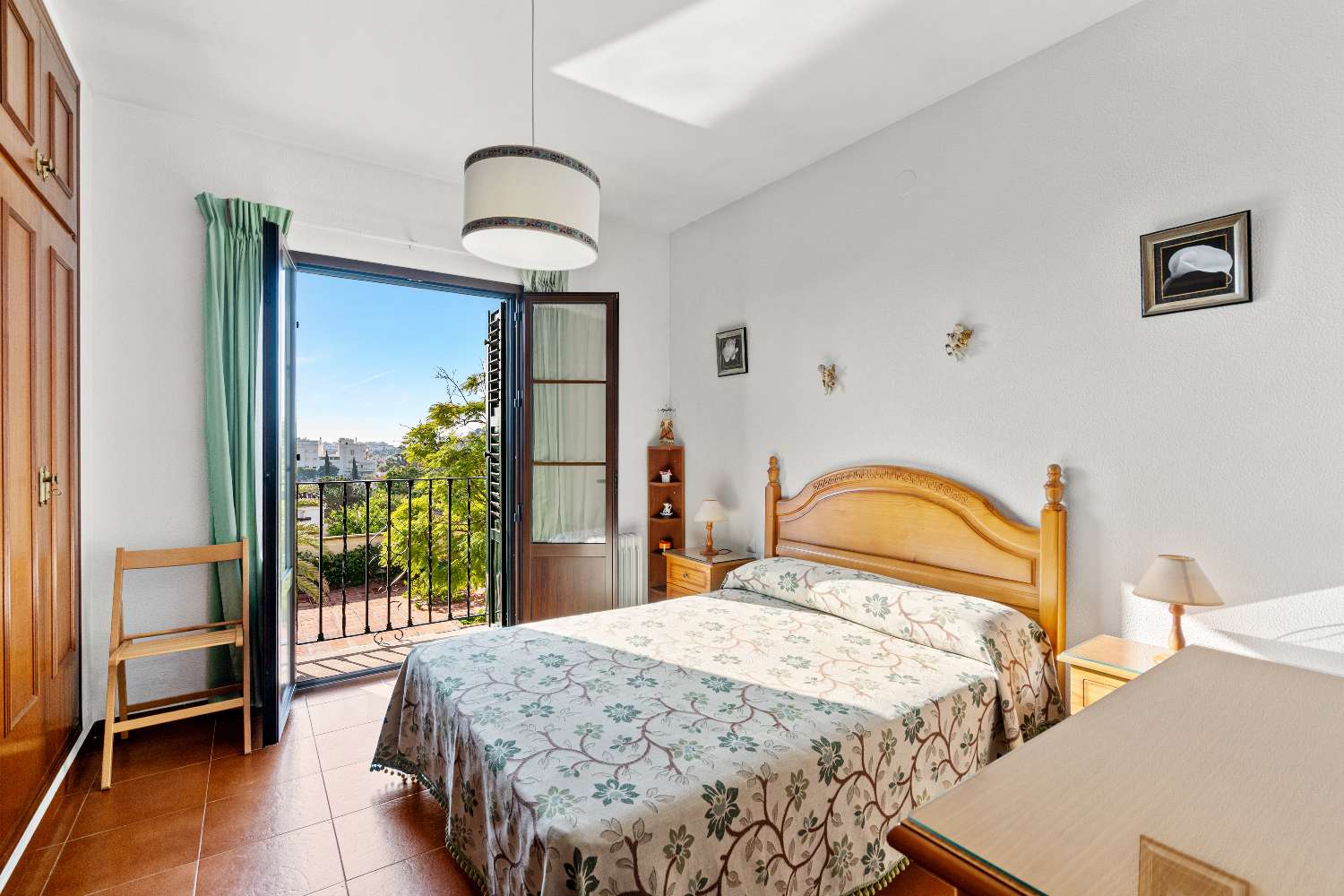 Andalusialaistyylinen itsenäinen huvila Arroyo de la Mielissä