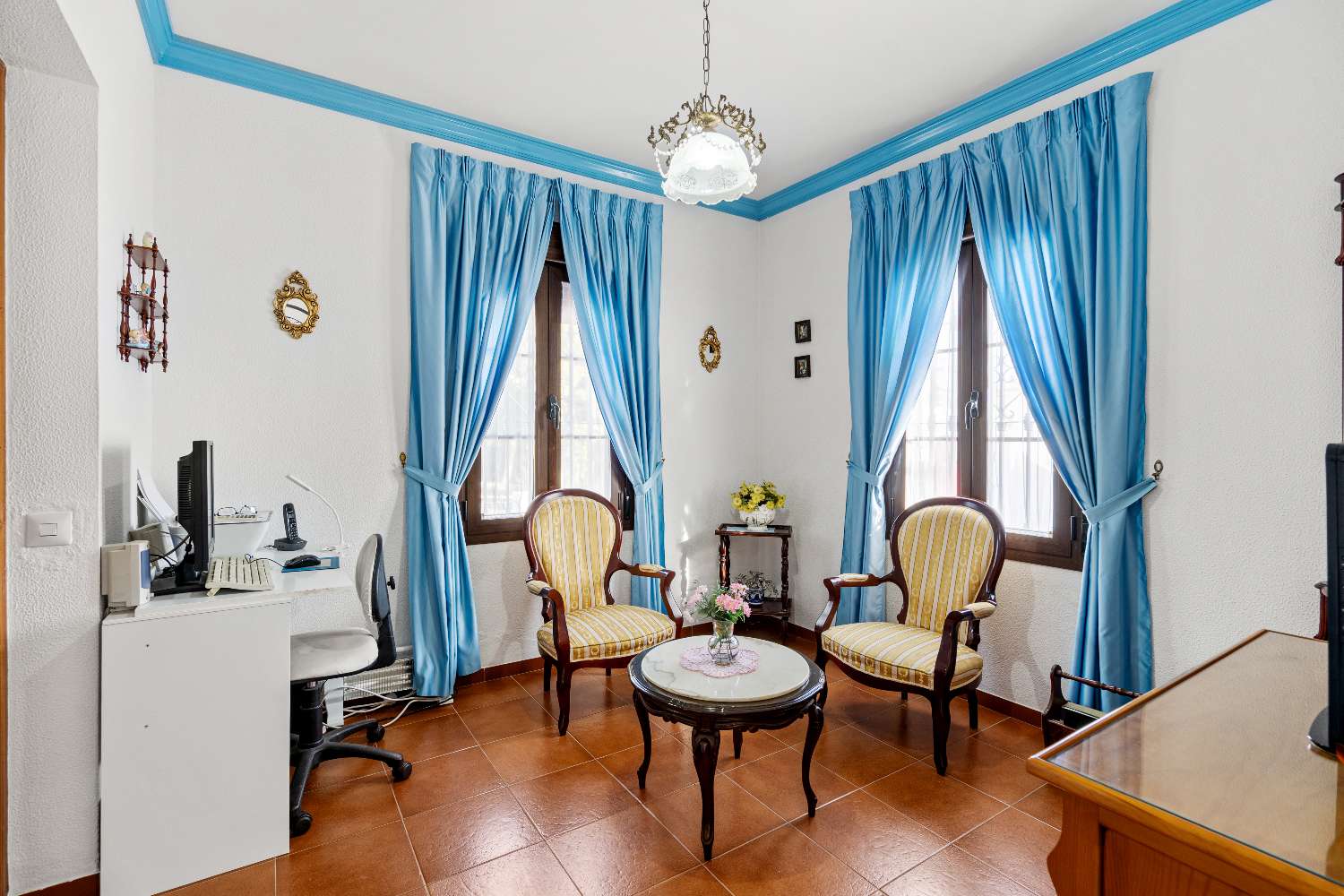 Andalusialaistyylinen itsenäinen huvila Arroyo de la Mielissä