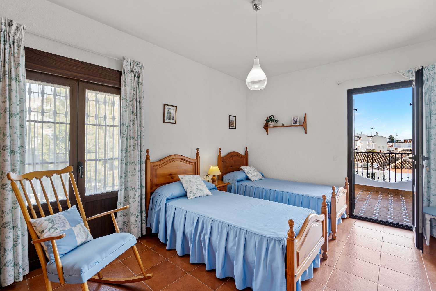 Andalusialaistyylinen itsenäinen huvila Arroyo de la Mielissä