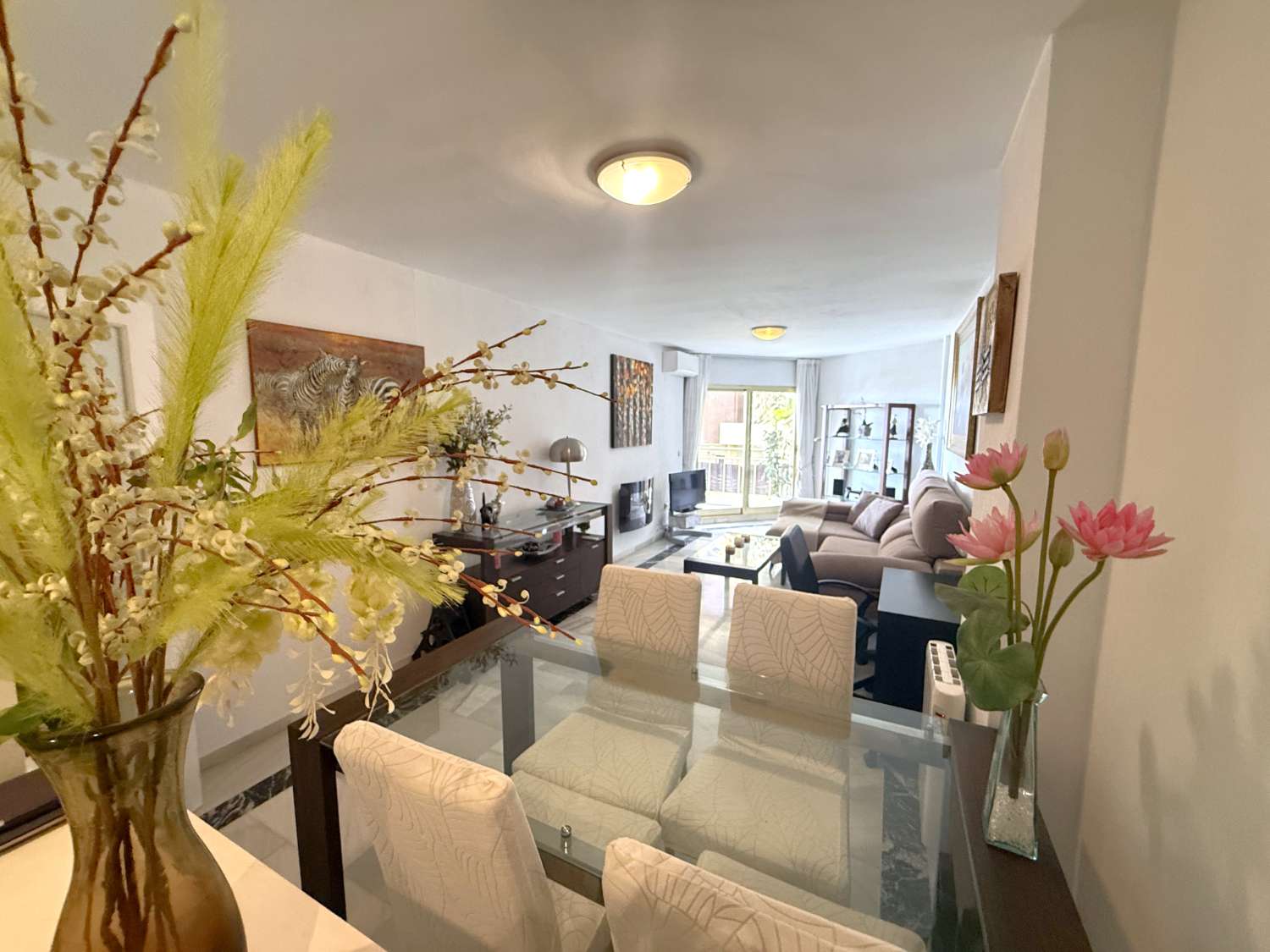 Exclusive apartment with a terrace in Parque Doña Sofía, Fuengirola