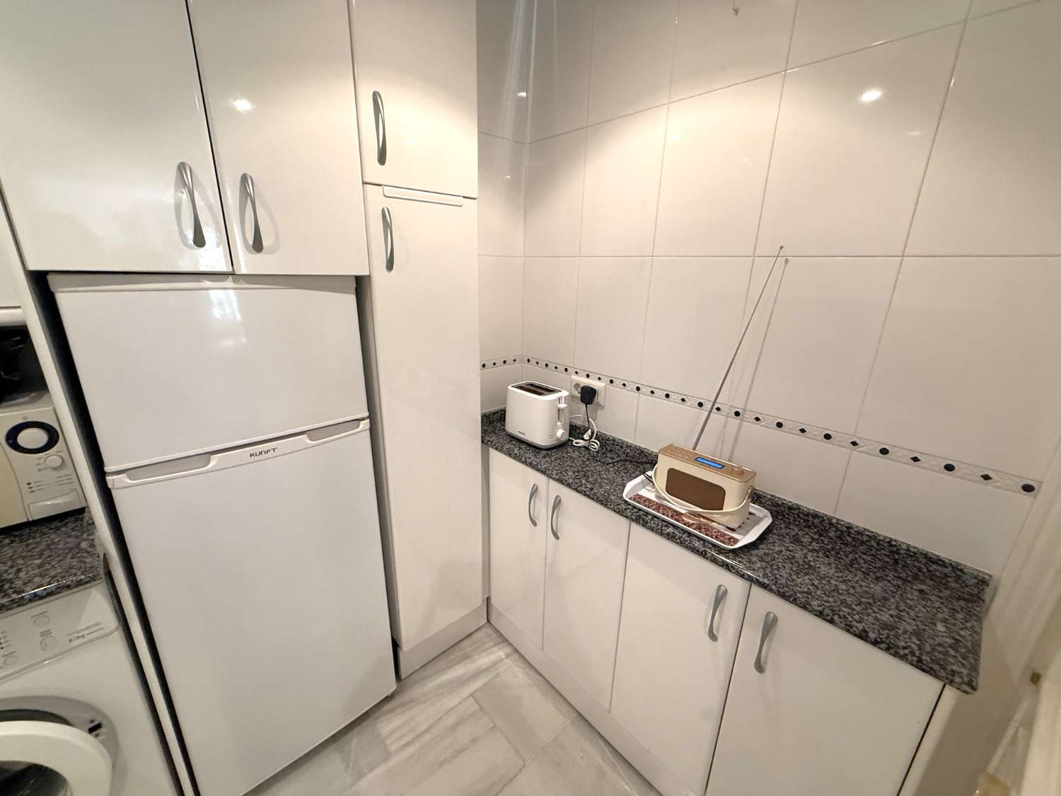 Exclusive apartment with a terrace in Parque Doña Sofía, Fuengirola