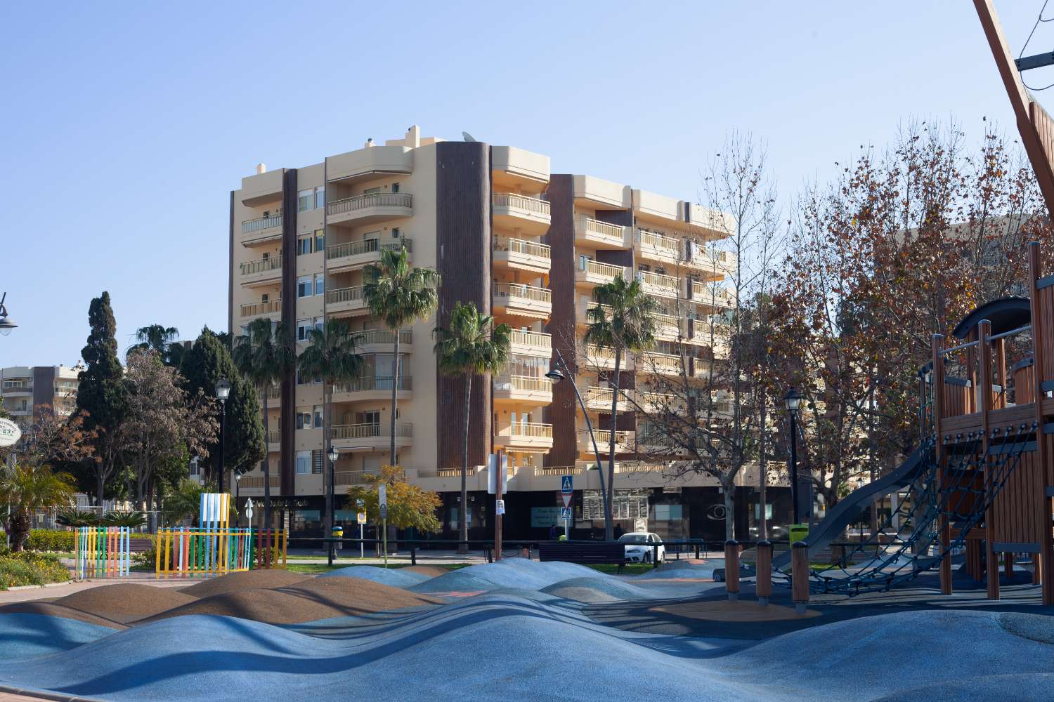 Exclusive apartment with a terrace in Parque Doña Sofía, Fuengirola