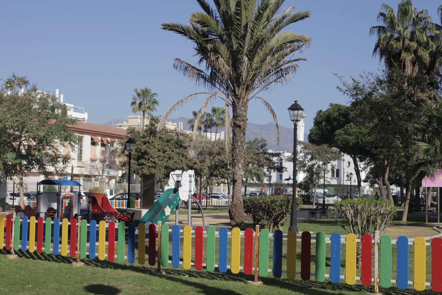 Exclusive apartment with a terrace in Parque Doña Sofía, Fuengirola