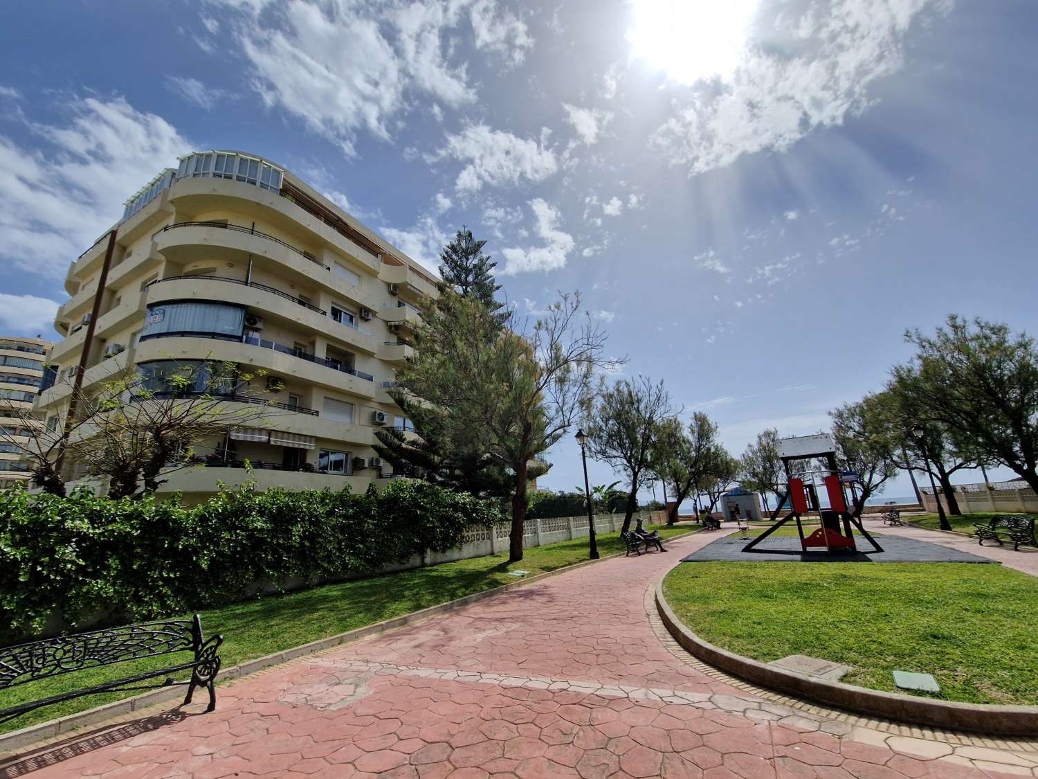 Apartamento con Acceso directo al Paseo Marítimo de Fuengirola