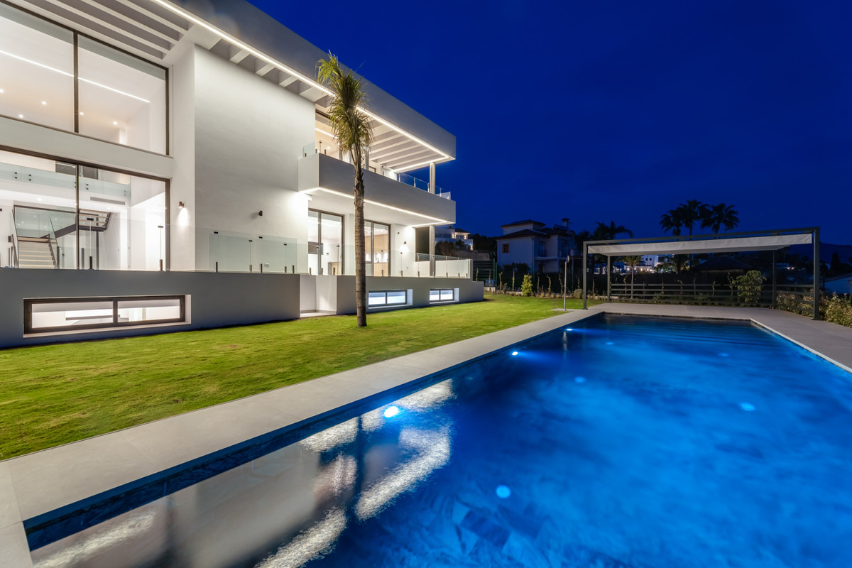 Villa en venta en Benahavís