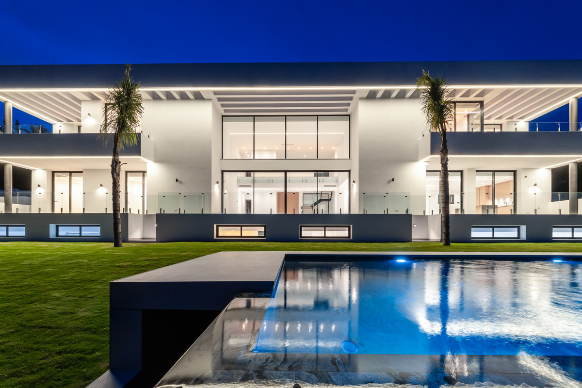 Villa en venta en Benahavís