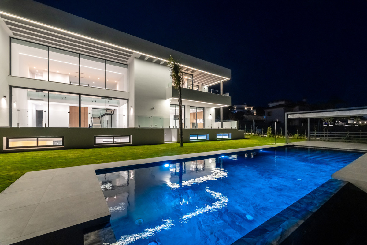 Villa en venta en Benahavís