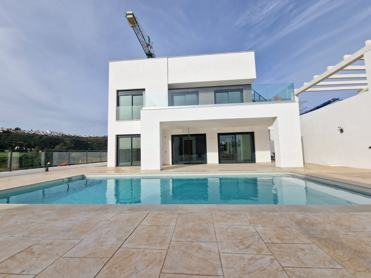 Villa en venta en Manilva