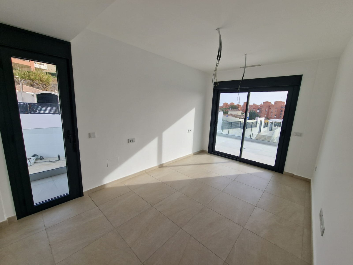 Villa en venta en Manilva