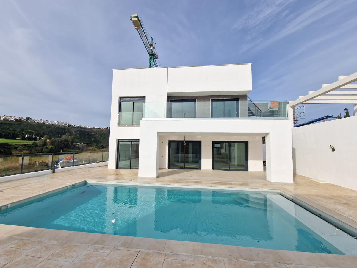 Villa en venta en Manilva