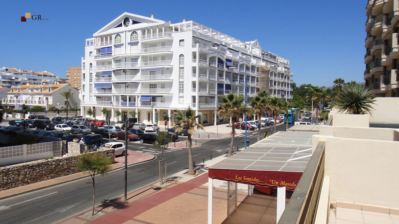 Onko se kaikki! Meren puolella, terassi panoraamanäkymillä, 2 makuuhuonetta, Fuengirola