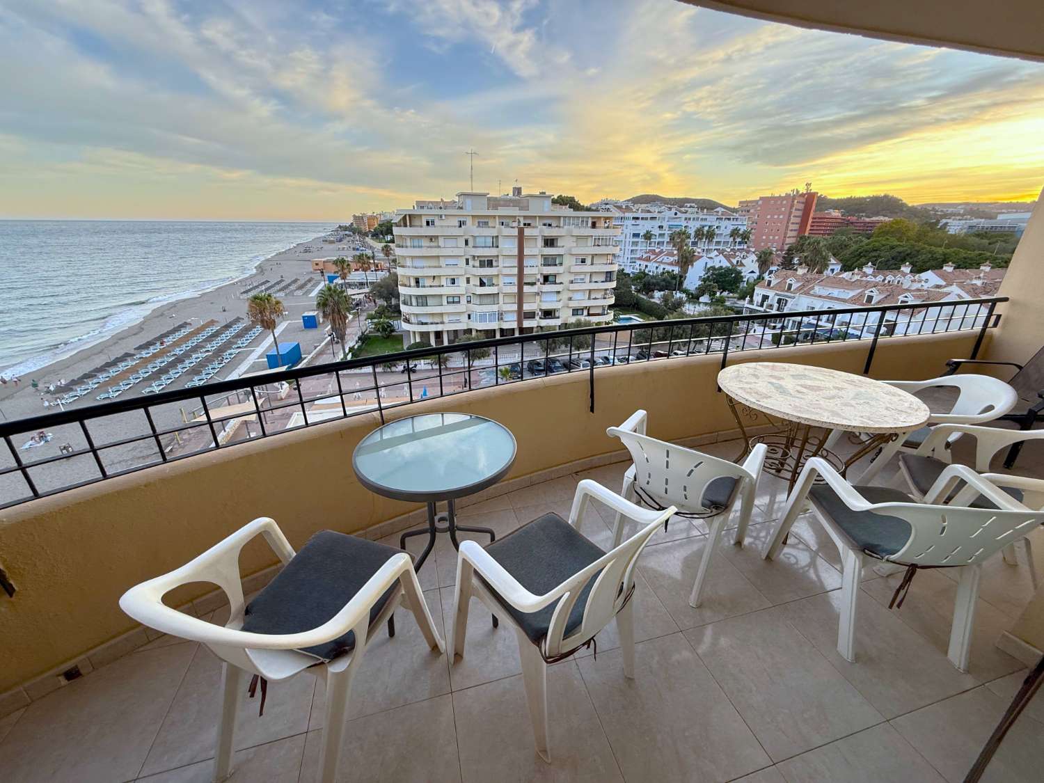 ¡Es como estar en un crucero! Fantástico piso de 3 dormitorios en la playa de Fuengirola