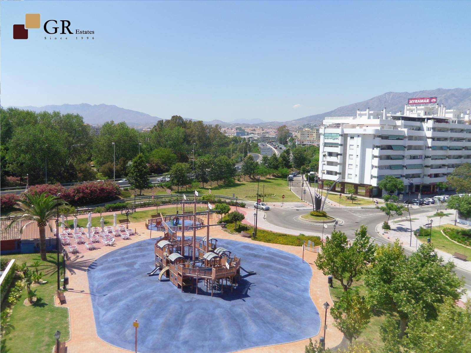 Das Klima, das Meer und die Lage dieses Hauses mit 3 Schlafzimmern sind ideal am Strand von Fuengirola