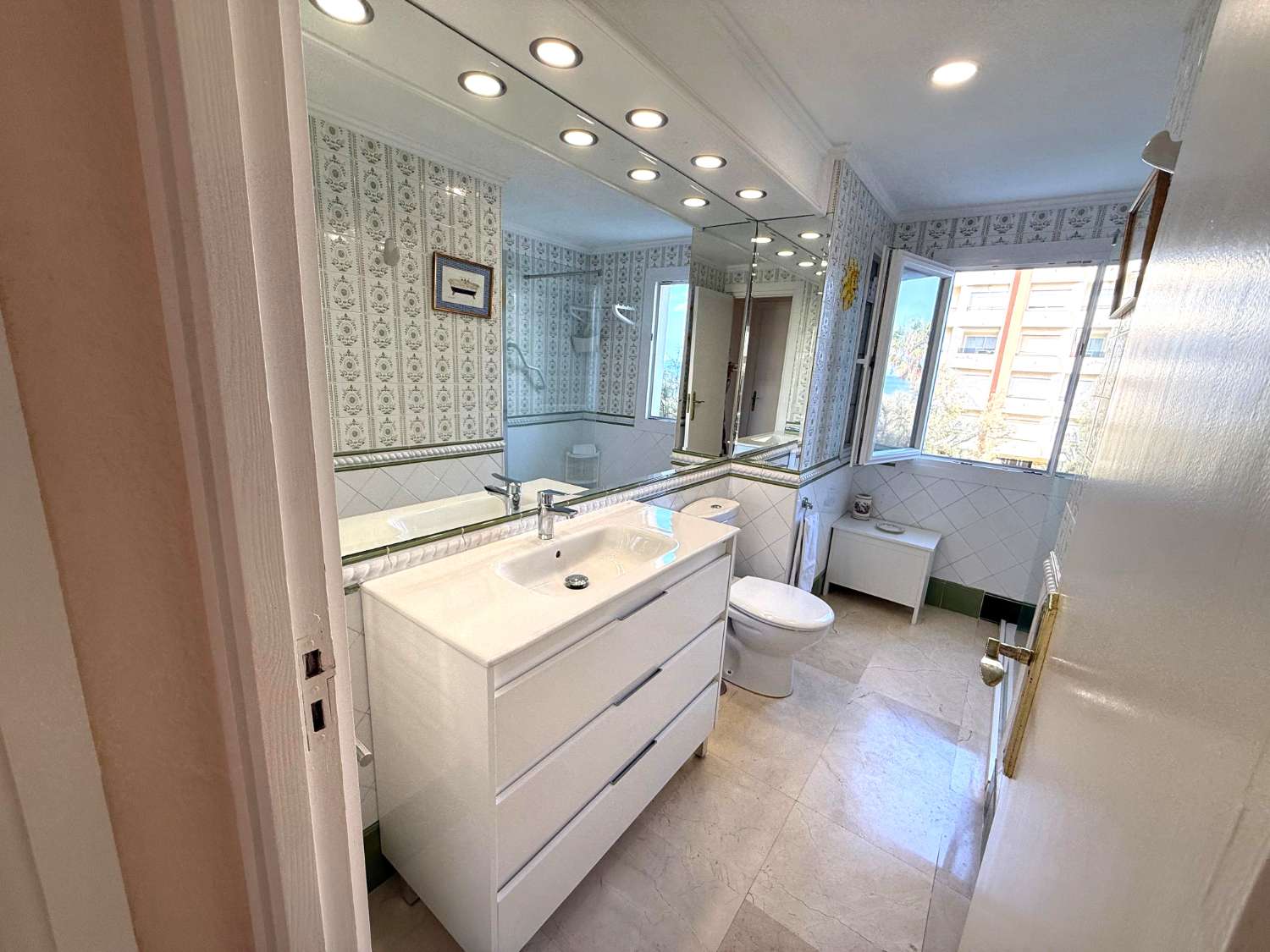 مسطحة للإيجار في Zona Sohail (Fuengirola)