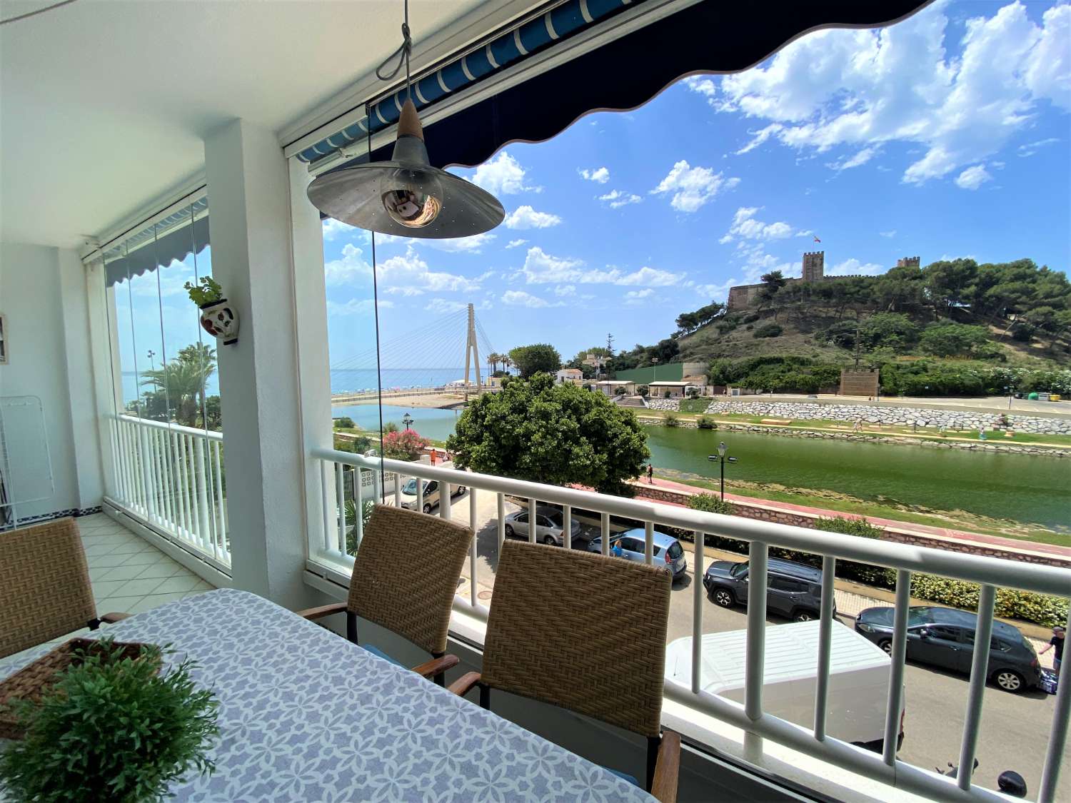 Super Nice, 2 bedrooms and on the beachfront in Fuengirola