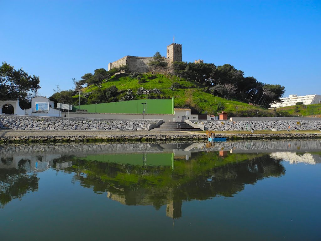 ÁTICO ESPECTACULAR, 3 DORMITORIOS,FRONTAL AL MAR, PLAYA DEL CASTILO,FUENGIROLA