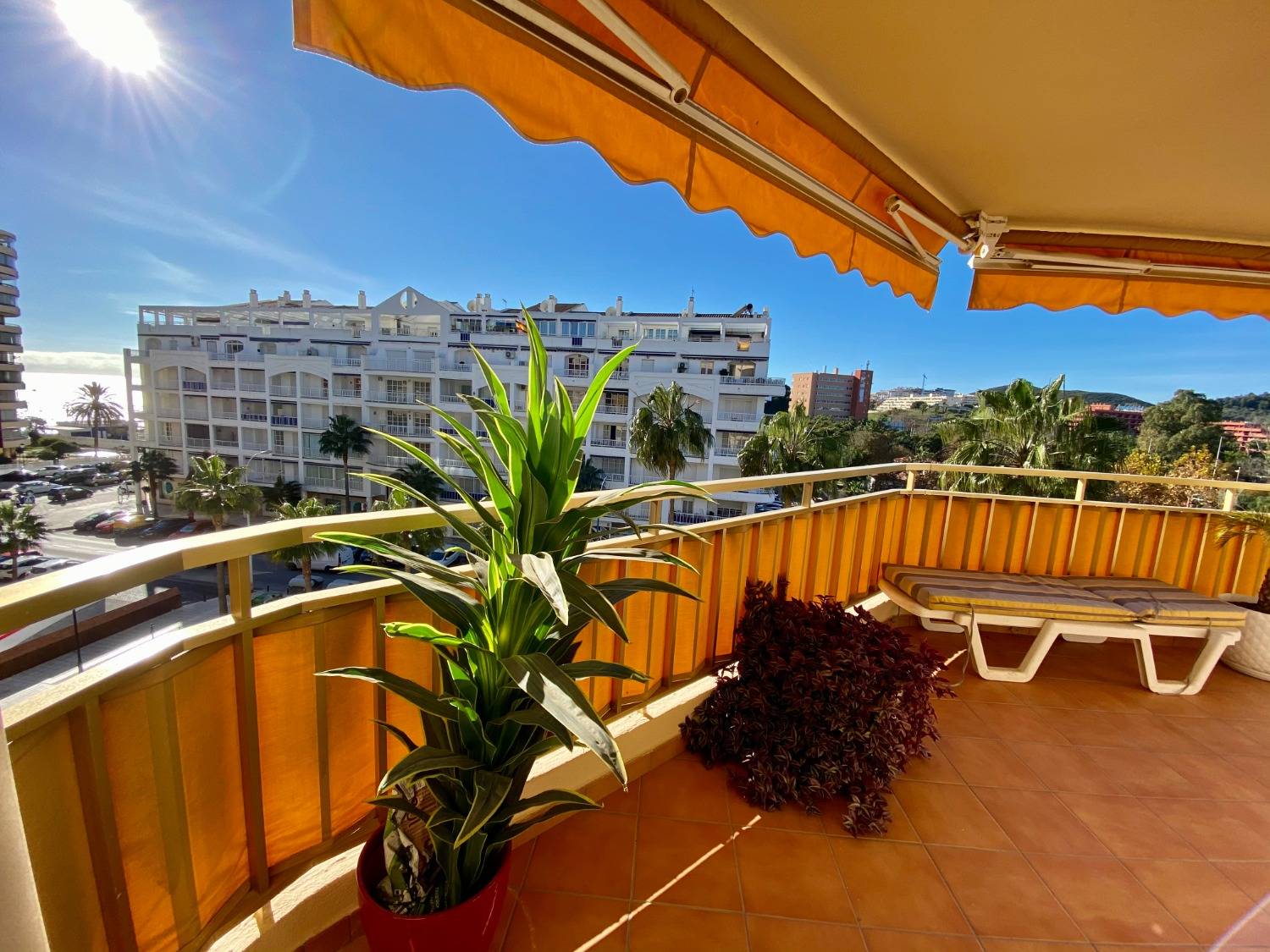 It is your beach house, in Fuengirola, 3 bedrooms, wifi, A/C, enjoy it.